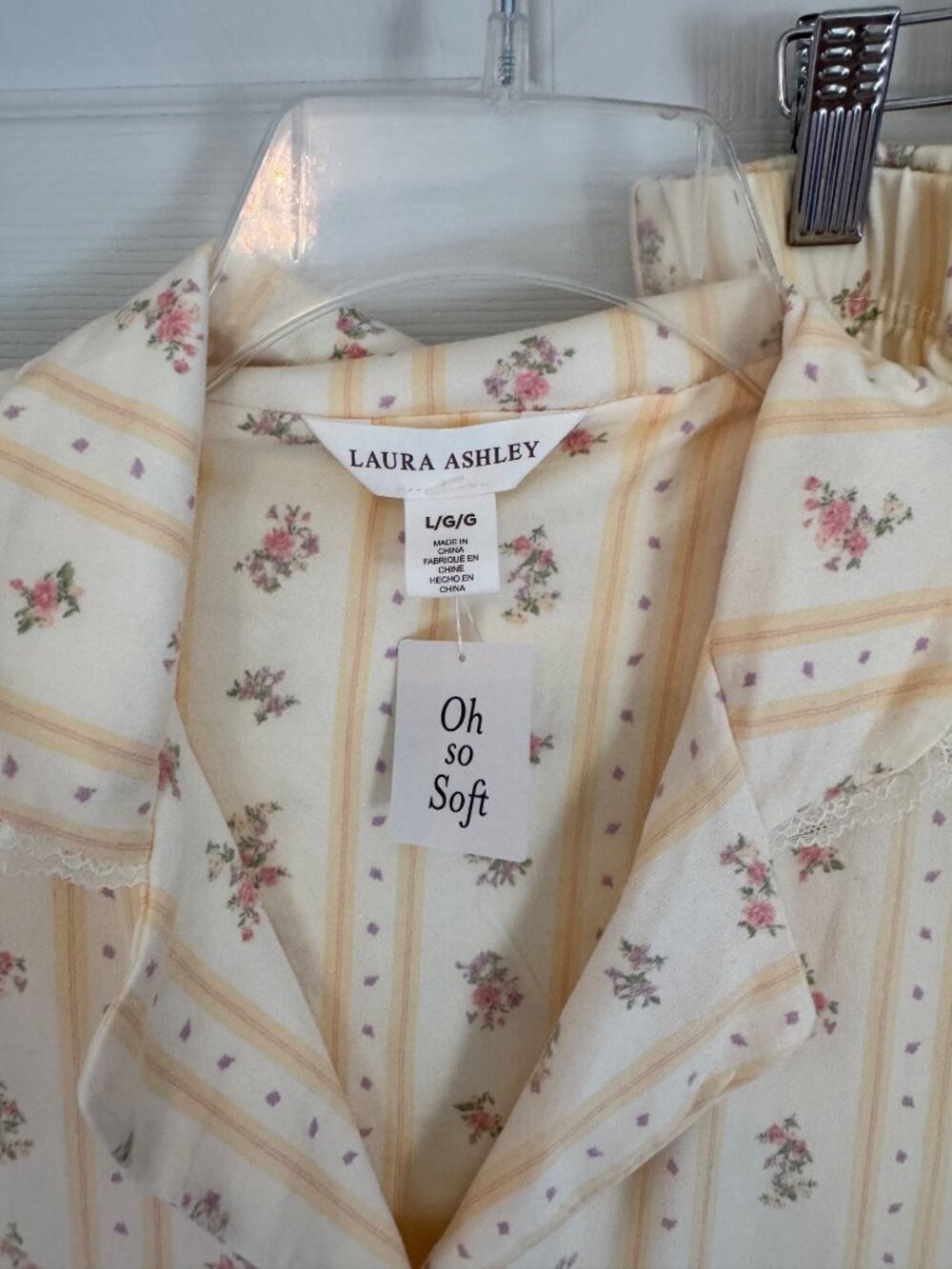 Laura Ashley Oh So Soft Floral Pajama Set Size Large NWT - Picture 2 of 8